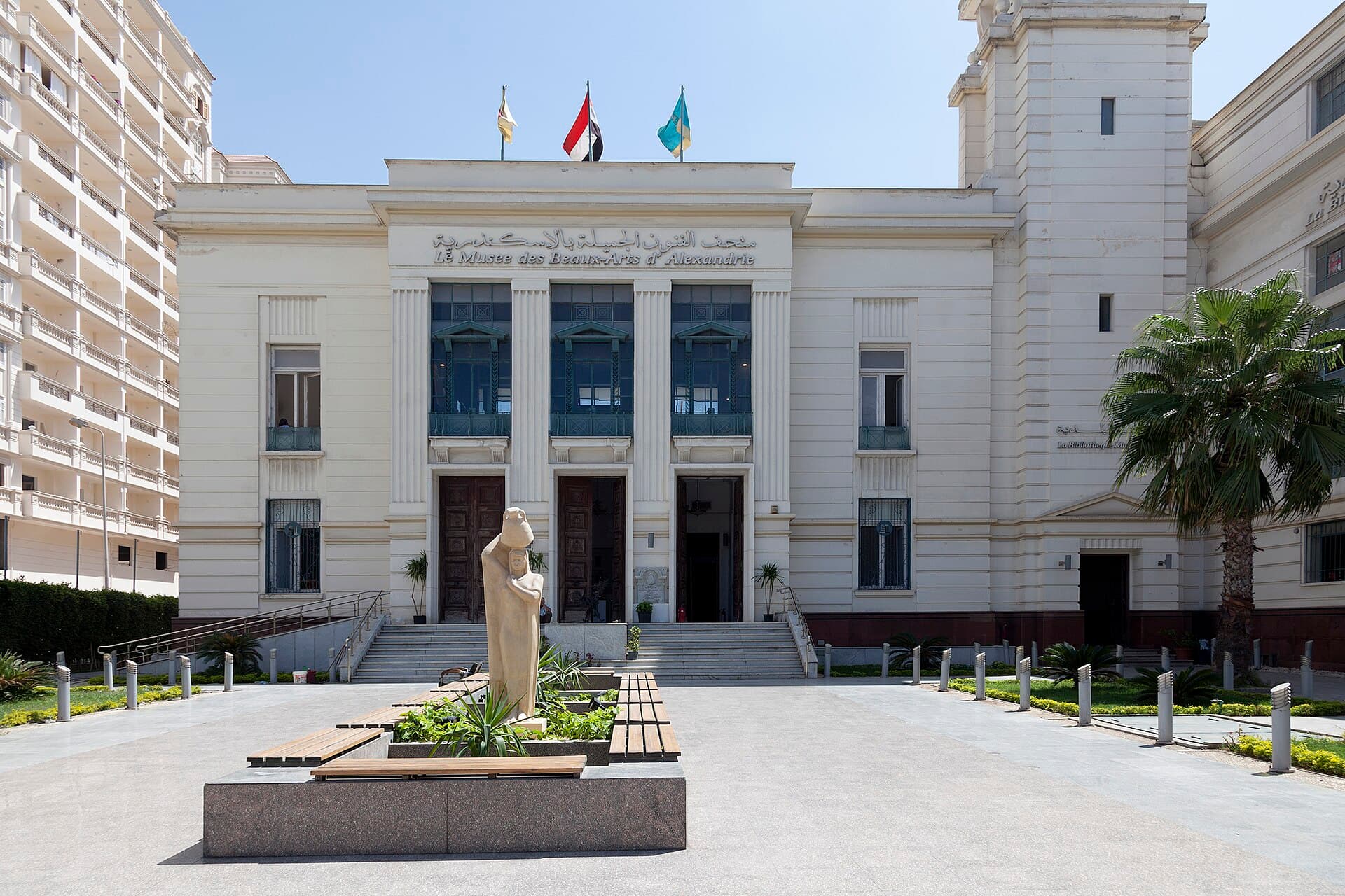 مبنى متحف الفنون الجميلة بحي محرم بك